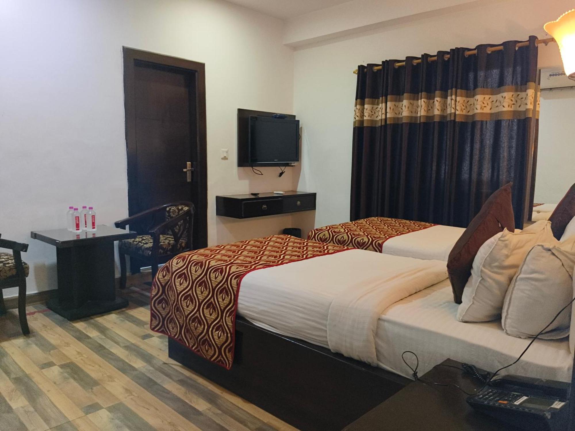 Hotel Samovar By Goyal Hotel Agra  Ngoại thất bức ảnh